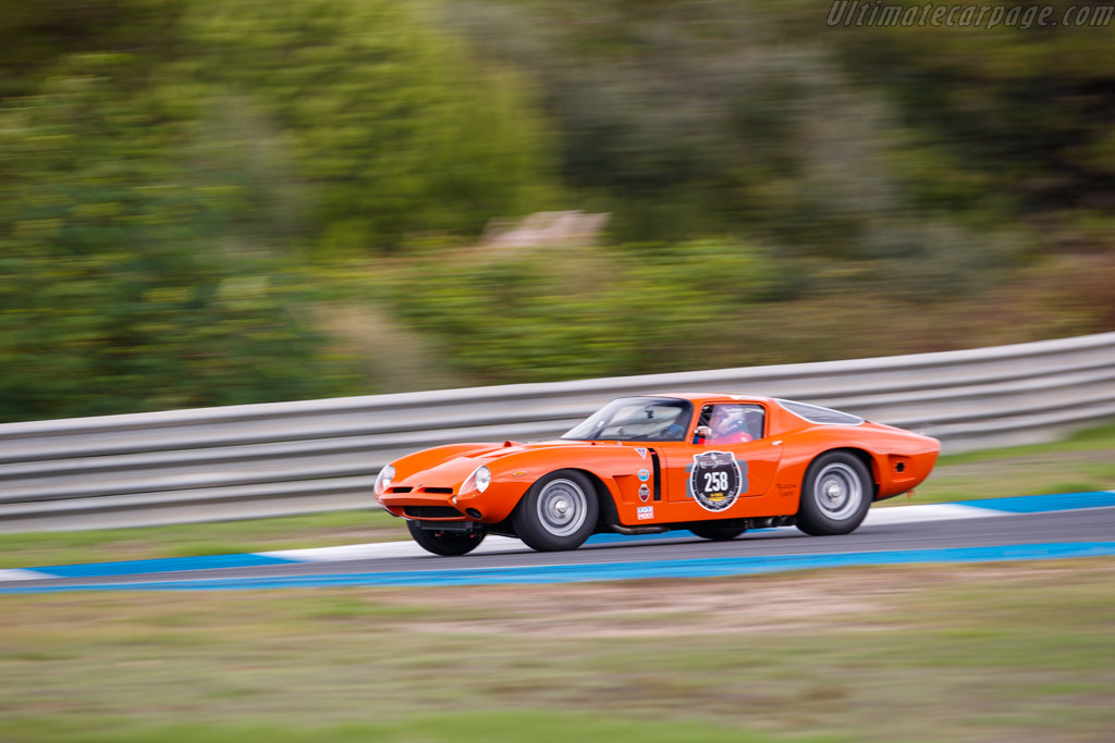 Iso Grifo A3/C  - Driver: Pieter Boel / Richardo Rubbio - 2024 Estoril Classics