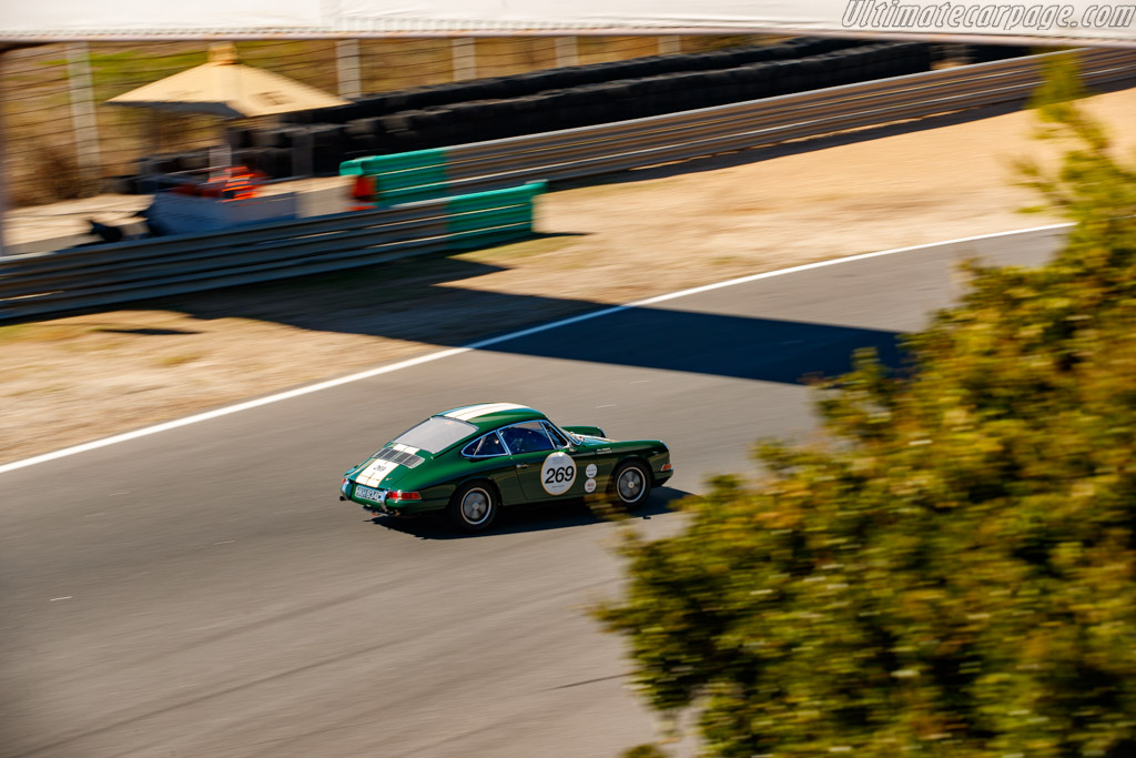 Porsche 911 - Chassis: 301096 - Driver: Vincent Kolb / Max Moritz - 2025 Estoril Classics