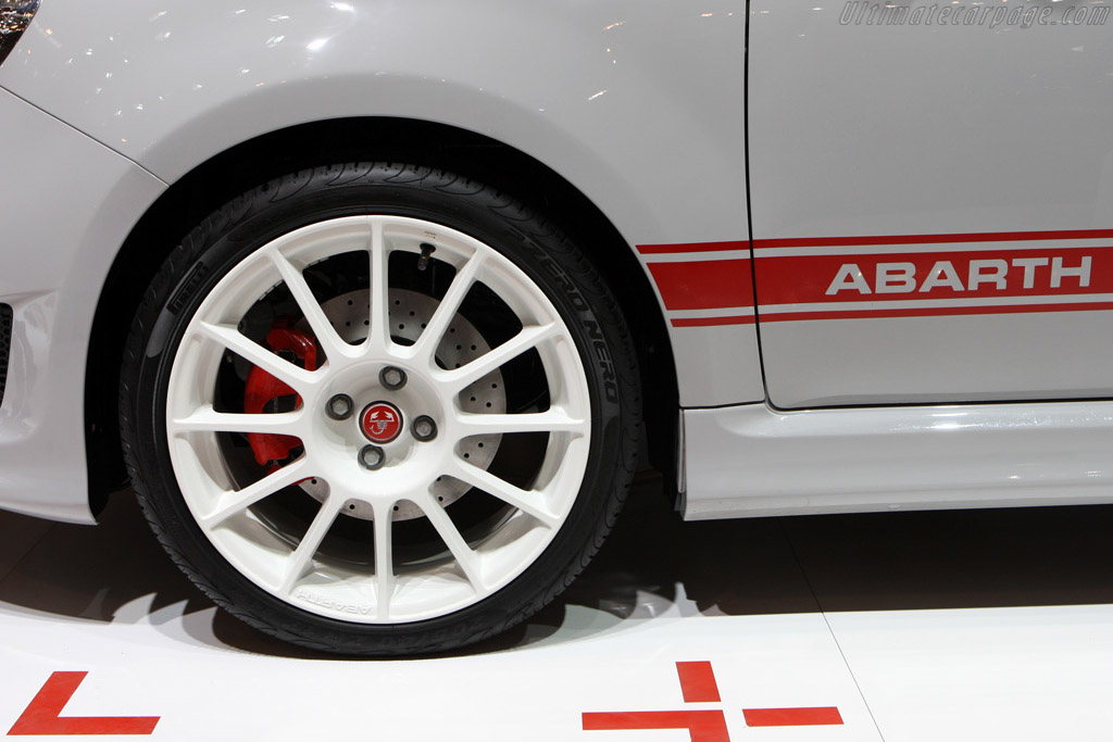 Fiat-Abarth 500 esseesse   - 2008 Essen Motor Show