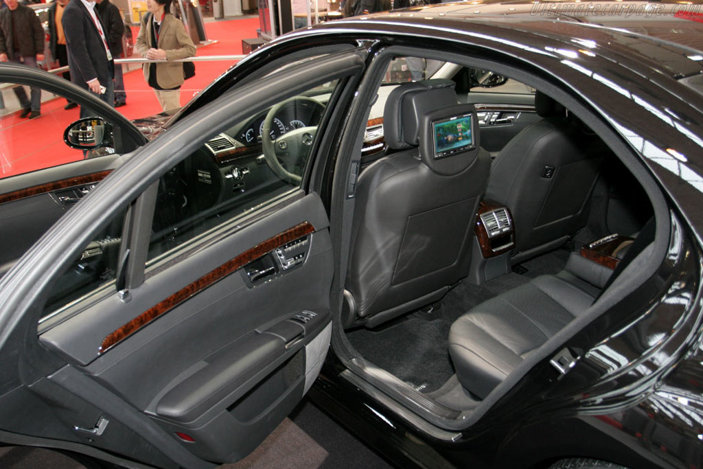 Brabus S V12 S   - 2005 Essen Motor Show