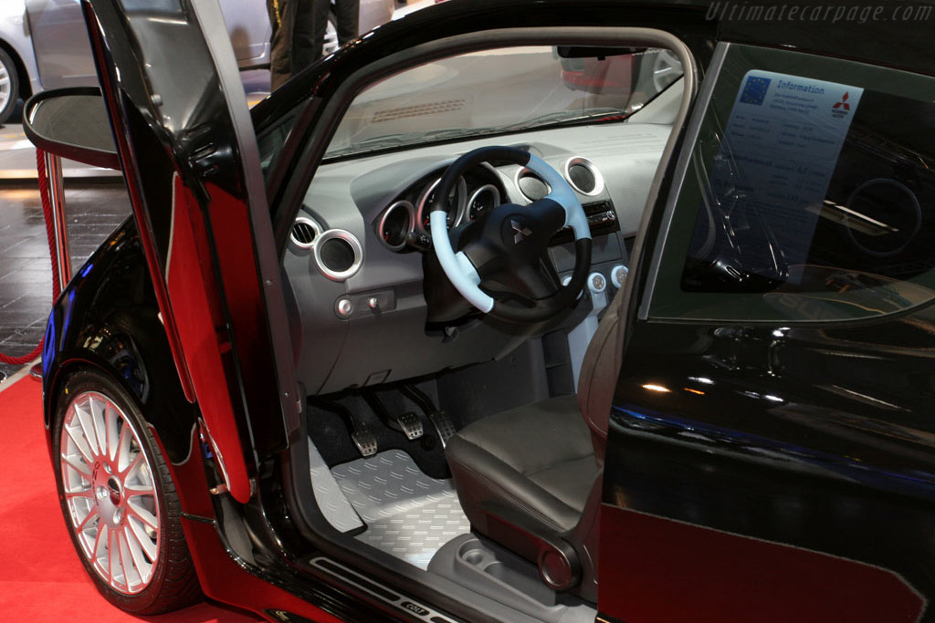 Mitsubishi Colt Wings   - 2005 Essen Motor Show