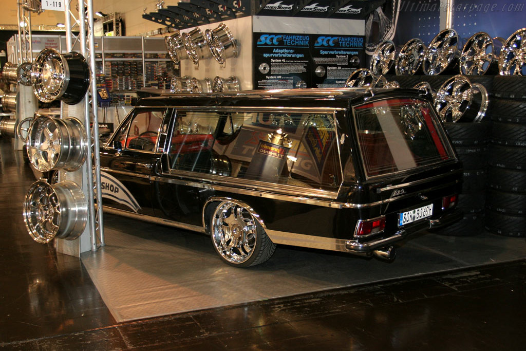 Pimp my hearse   - 2005 Essen Motor Show