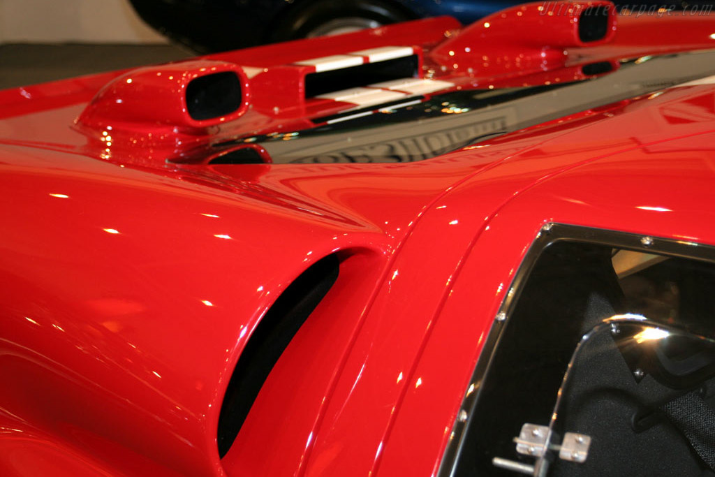 Superformance GT Mk II   - 2005 Essen Motor Show