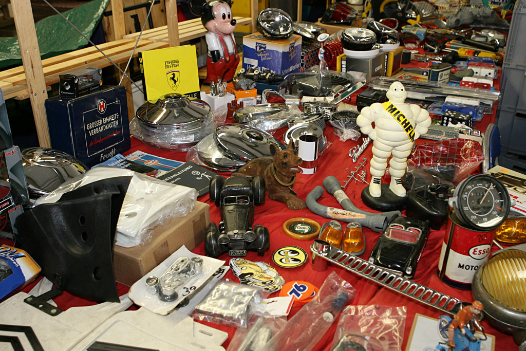 There's something for anyone   - 2006 Essen Motor Show