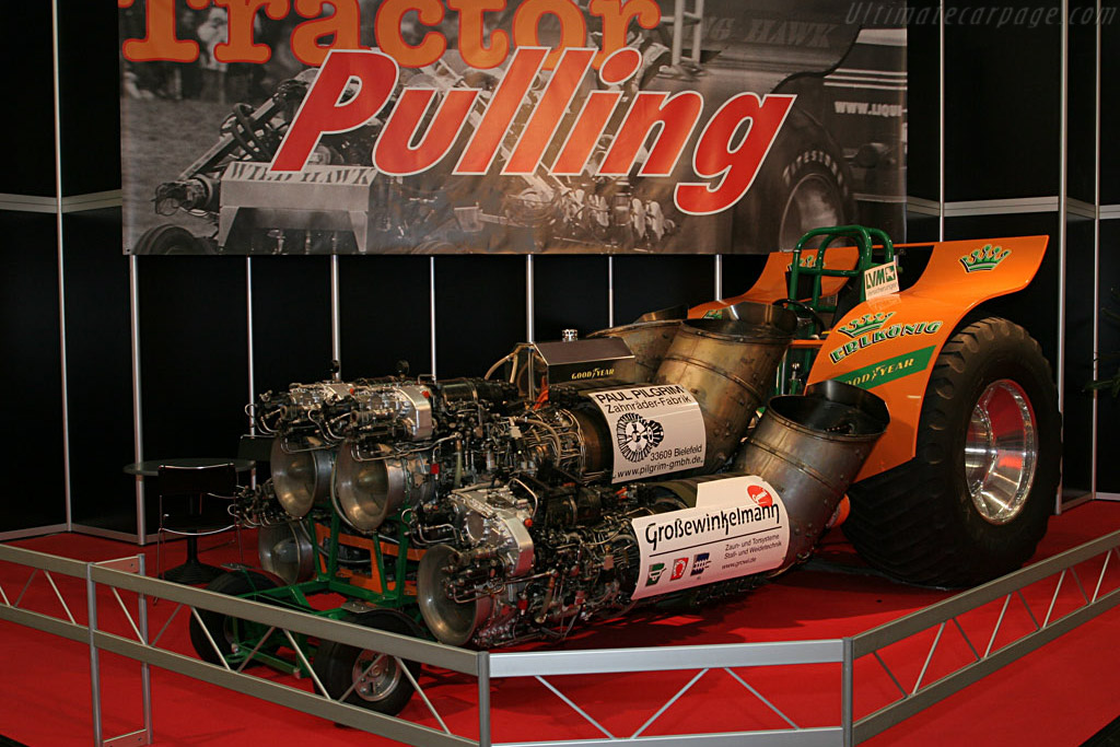 Tractor Pulling   - 2006 Essen Motor Show