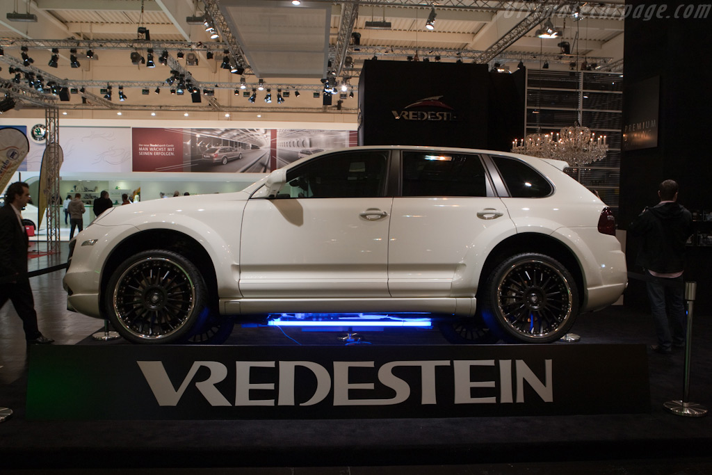 Vredestein   - 2009 Essen Motor Show