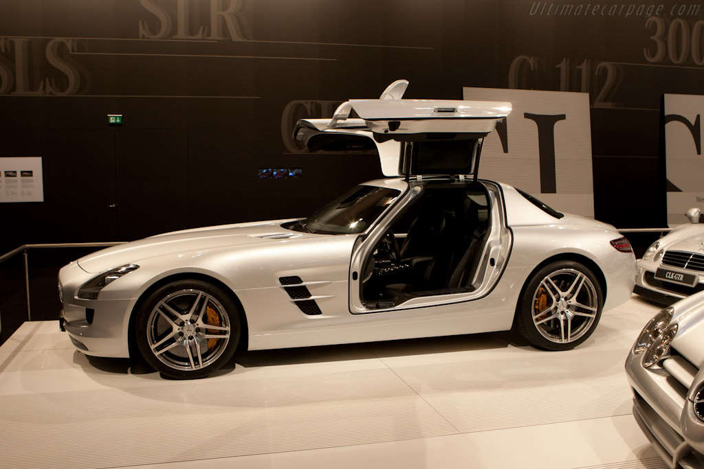 Mercedes-Benz SLS AMG   - 2010 Essen Motor Show