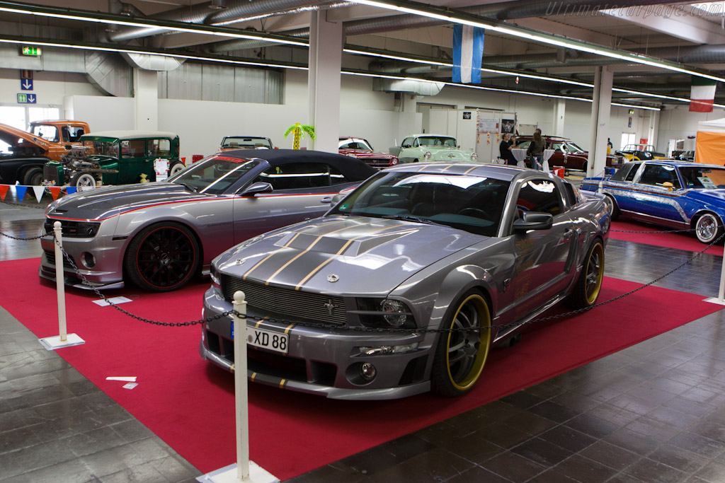 Ford Mustang   - 2011 Essen Motor Show