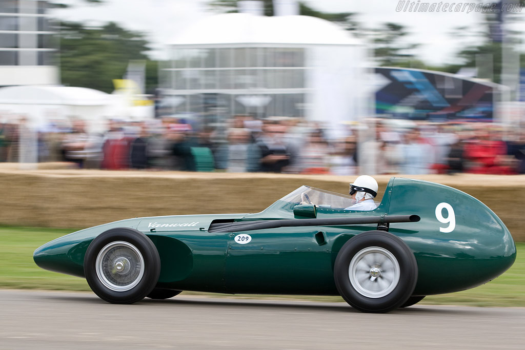 Vanwall GP - Chassis: VW11 - Driver: Stirling Moss - 2008 Goodwood Festival of Speed