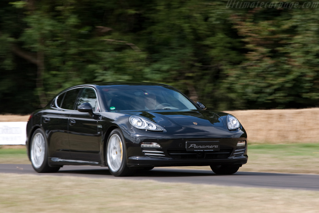 Porsche Panamera S   - 2009 Goodwood Festival of Speed