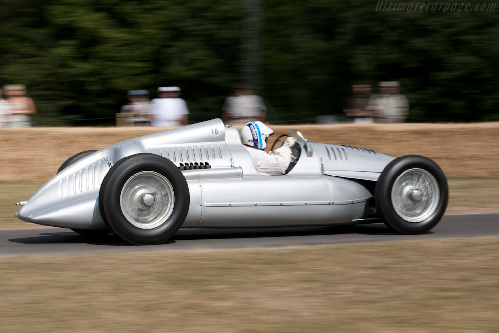 Auto Union Type D - Chassis: 017R  - 2010 Goodwood Festival of Speed