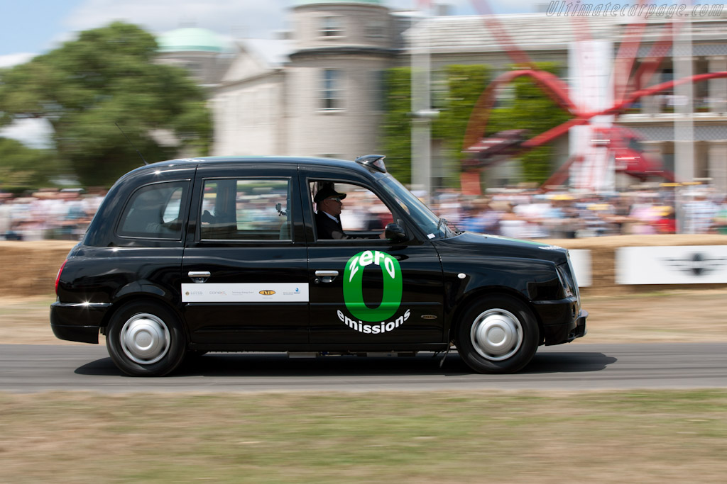 London Taxi Fuel-Cell   - 2010 Goodwood Festival of Speed