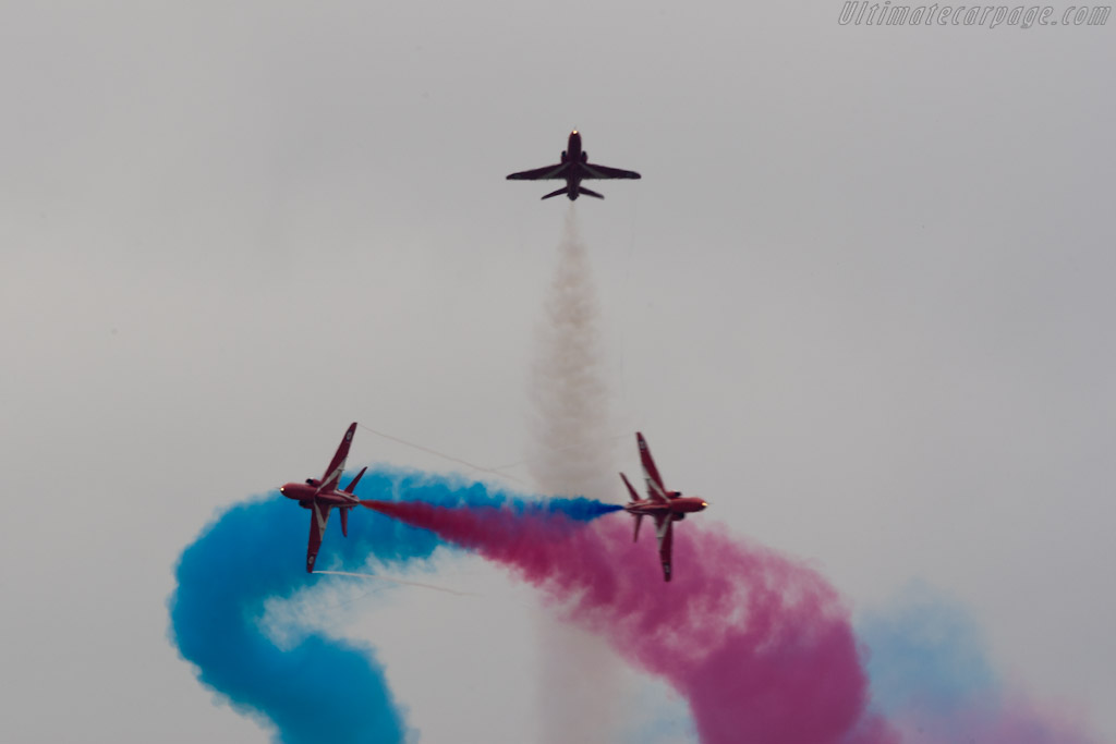 Red Arrows   - 2010 Goodwood Festival of Speed