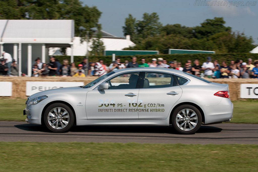 Infiniti M35H   - 2011 Goodwood Festival of Speed
