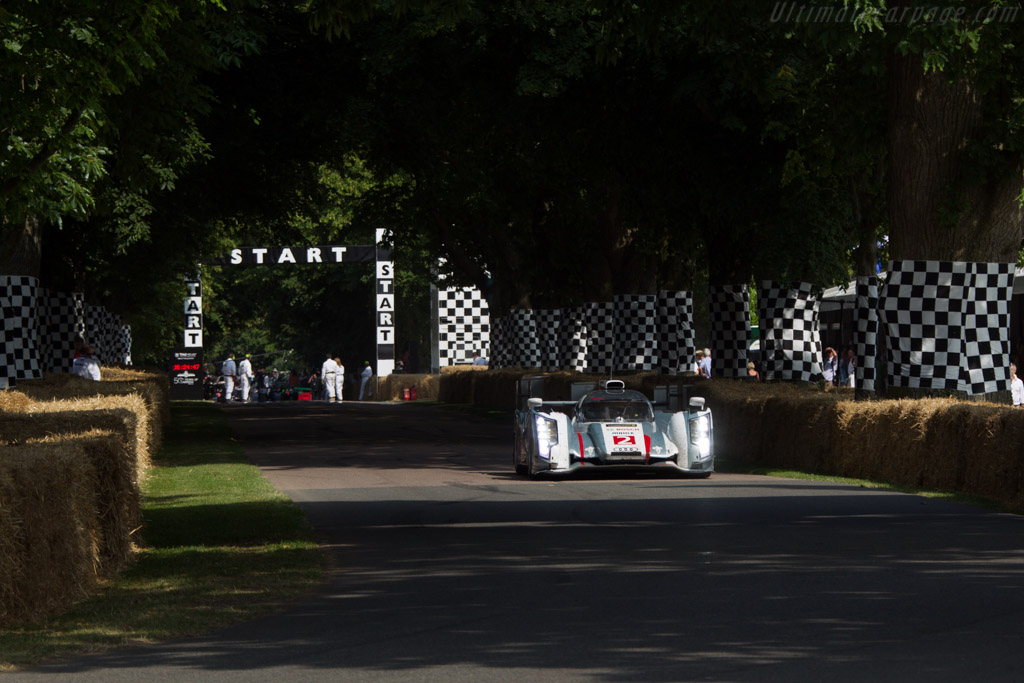 Audi R18 e-tron quattro - Chassis: 302 - Entrant: Toyota Motor Company - Driver: Alexander Wurz - 2013 Goodwood Festival of Speed
