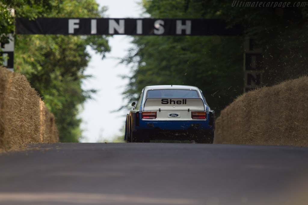 Ford Capri RS - Chassis: GAECNA19997 - Entrant: Shaun Lynn - Driver: Emanuele Pirro - 2013 Goodwood Festival of Speed