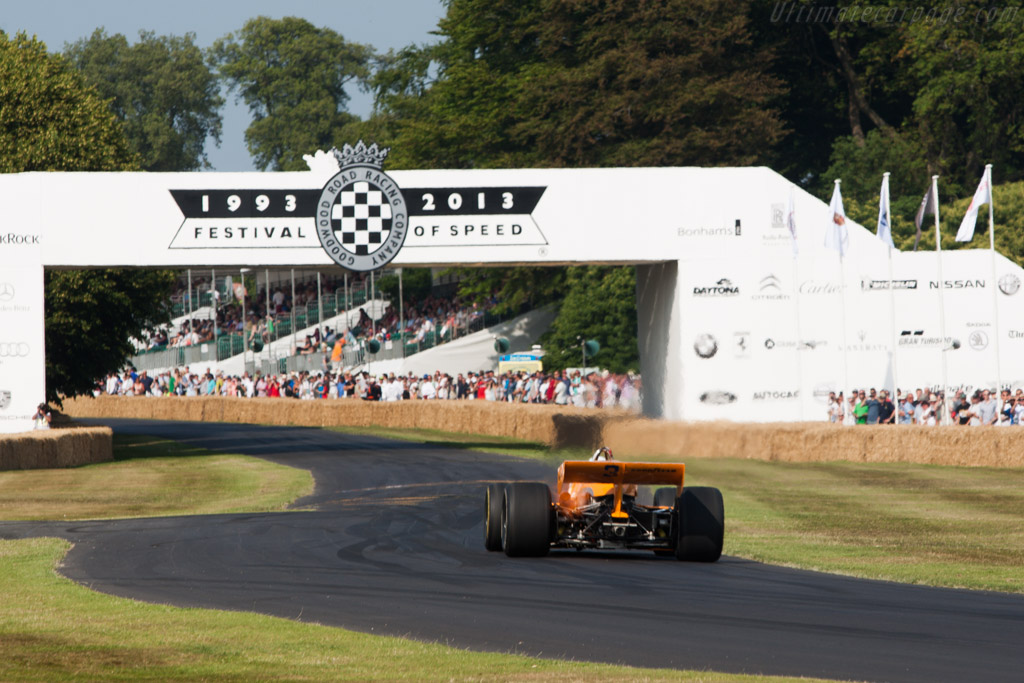 McLaren M16D Offenhauser - Chassis: M16C/5 - Driver: Patrick Ryan - 2013 Goodwood Festival of Speed