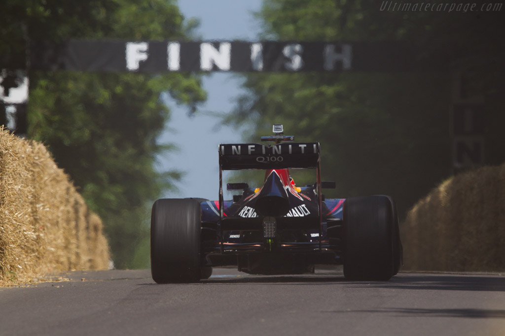 Red Bull Racing RB7 Renault  - Driver: Sebastian Buemi - 2013 Goodwood Festival of Speed
