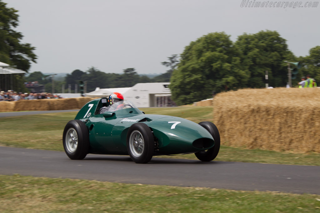 Vanwall GP - Chassis: VW9 - Entrant: The Donnington Collection - Driver: Rick Hall - 2013 Goodwood Festival of Speed