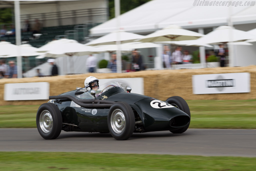 Connaught B Type  - Driver: John Morley - 2015 Goodwood Festival of Speed
