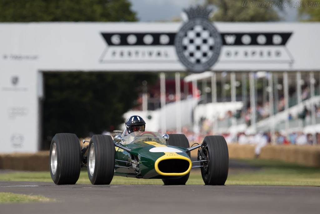 Lotus 49 Cosworth - Chassis: R3 - Entrant: National Motor Museum - Driver: Damon Hill - 2015 Goodwood Festival of Speed