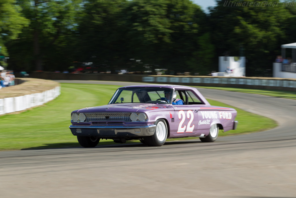 Ford Galaxie  - Driver: Lee Holman - 2016 Goodwood Festival of Speed