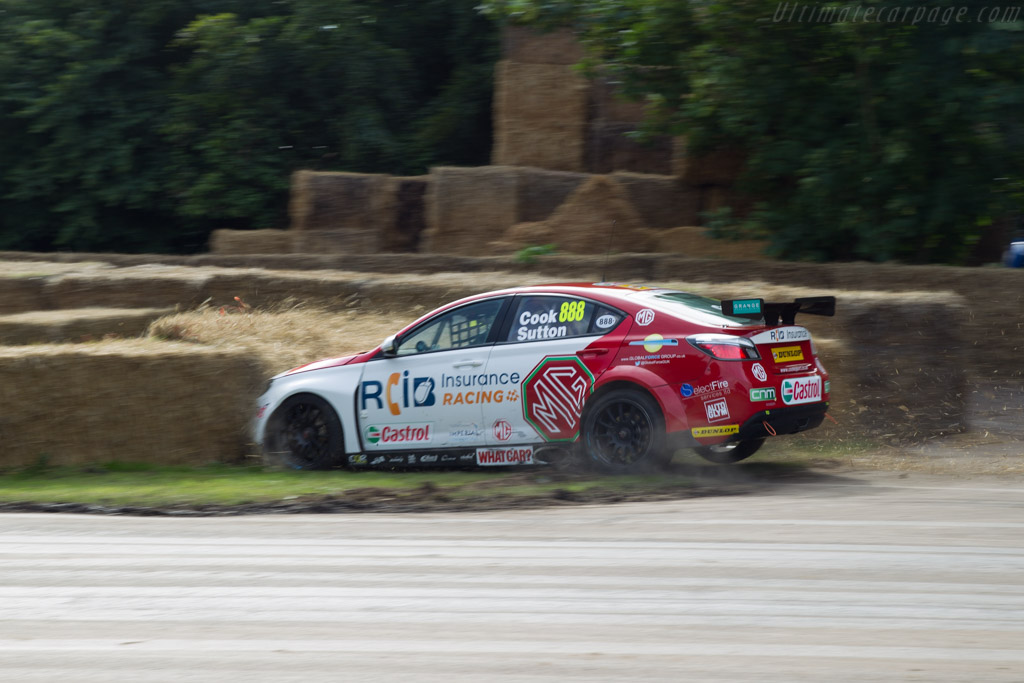 MG 6 GT  - Entrant: MG Racing RCIB Insurance - Driver: Josh Cook / Ashley Sutton - 2016 Goodwood Festival of Speed