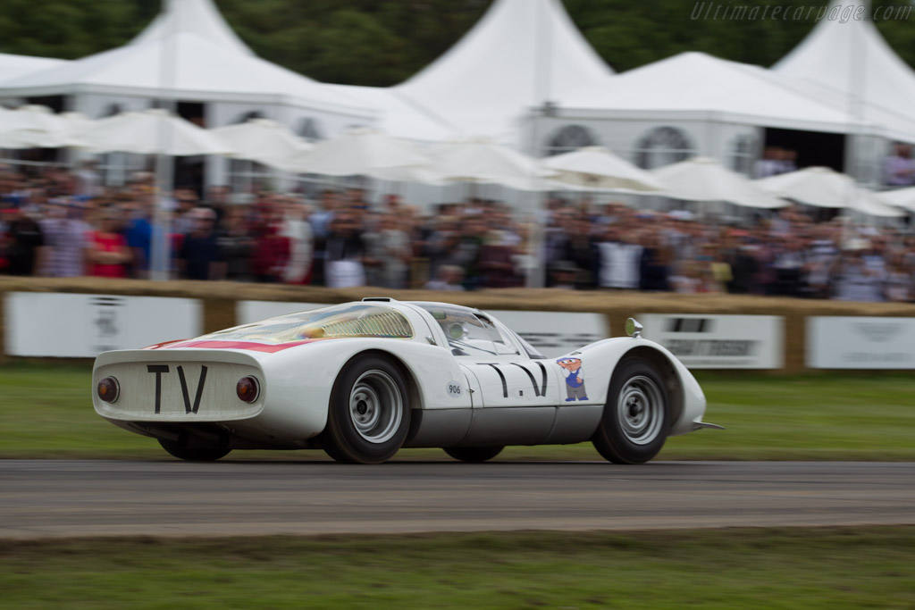 Porsche 906 - Chassis: 906-108 - Entrant: Porsche Museum GOH - Driver: Rudi Lins - 2016 Goodwood Festival of Speed