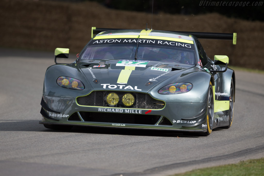 Aston Martin Vantage GTE - Chassis: GTE-005 - Entrant: Jonny Adam - 2017 Goodwood Festival of Speed