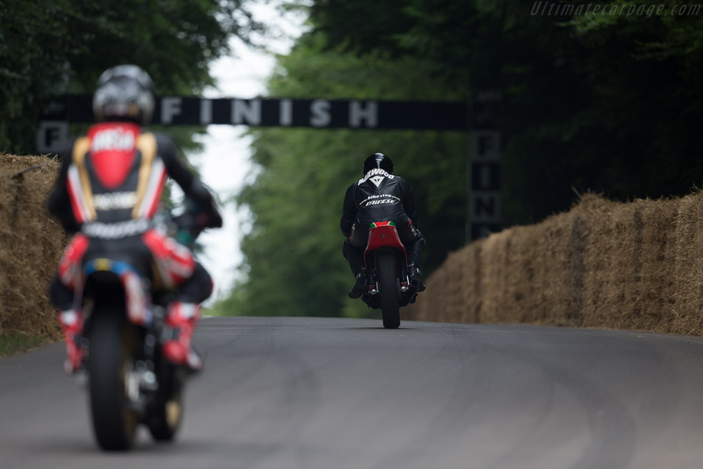 Ducati 900 SS TT  - Driver: David Hailwood - 2017 Goodwood Festival of Speed