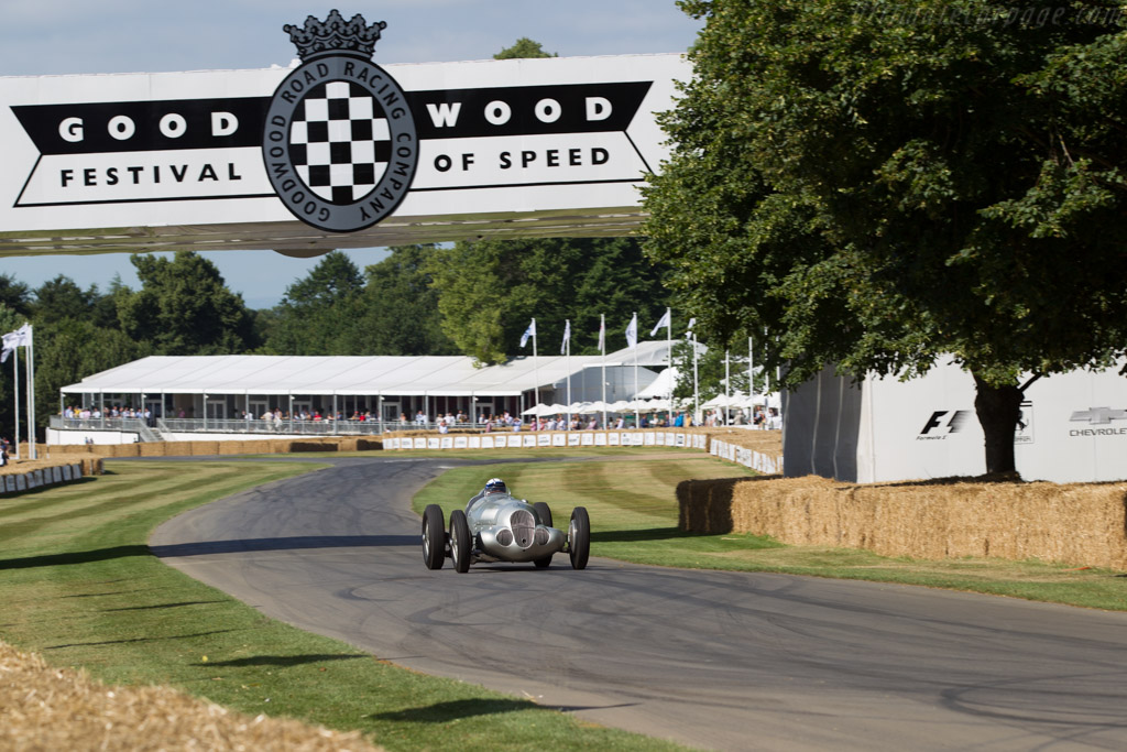 Mercedes-Benz W125 - Chassis: 166369 - Entrant: Mercedes Benz Classic - Driver: Jochen Mass - 2017 Goodwood Festival of Speed