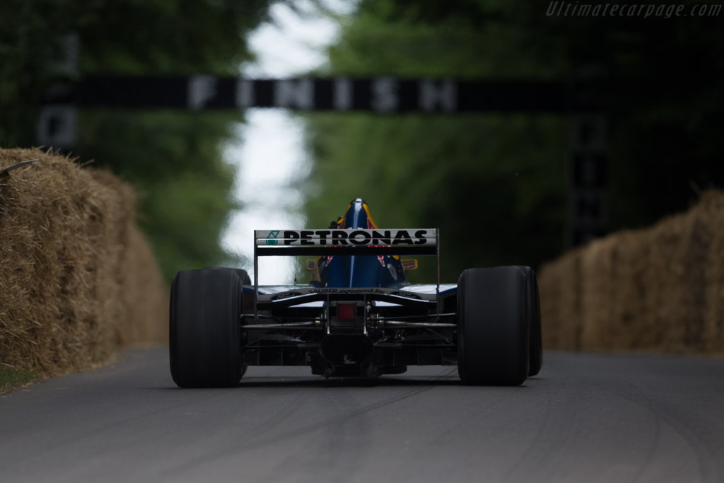 Sauber C14 - Chassis: 95.C14.04 - Driver: Karl Wendlinger - 2017 Goodwood Festival of Speed