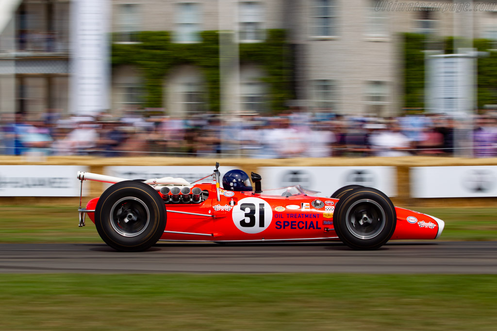 Lotus 38 - Chassis: 38/7 - Entrant / Driver Nick Fennell - 2019 Goodwood Festival of Speed