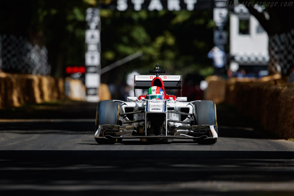 Sauber C32 - Chassis: 13.C32-01 - Entrant: Alfa Romeo F1 - Driver: Antonio Giovanazzi - 2019 Goodwood Festival of Speed