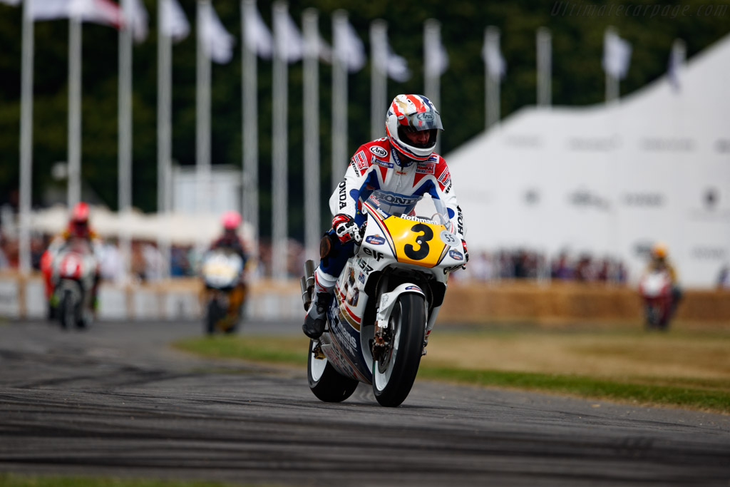 Honda NSR500  - Entrant: Drazan Srdoc - Driver: Mick Doohan - 2022 Goodwood Festival of Speed