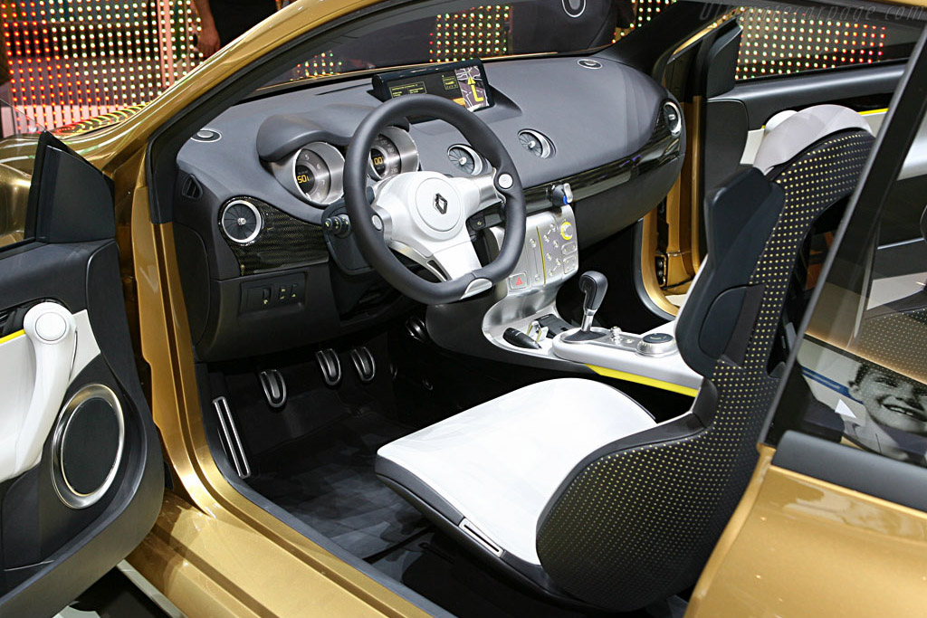 Renault Clio Grand Tour Concept   - 2007 Geneva International Motor Show