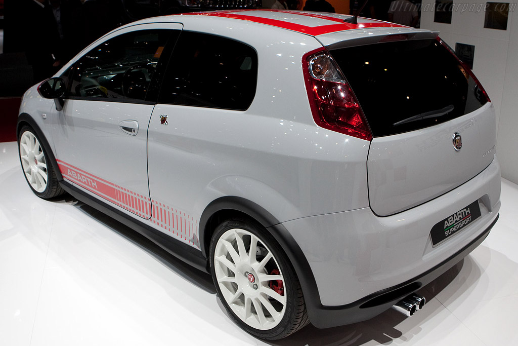 Fiat Abarth Grande Punto SuperSport   - 2009 Geneva International Motor Show
