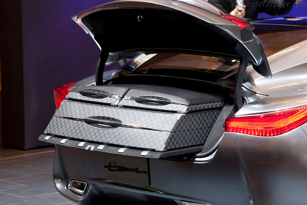 Infiniti Essence Concept   - 2009 Geneva International Motor Show