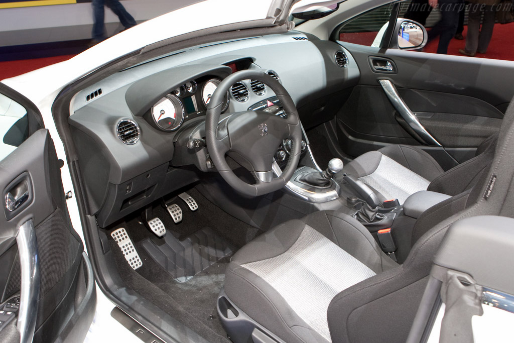 Peugeot 308 CC   - 2009 Geneva International Motor Show