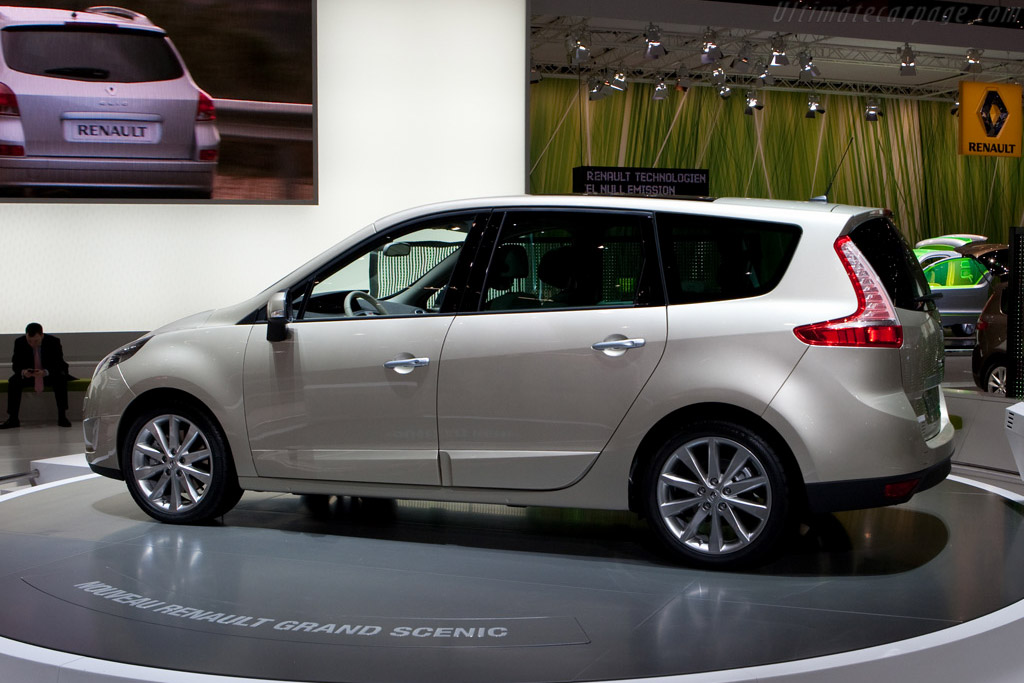 Renault Grand Scenic   - 2009 Geneva International Motor Show