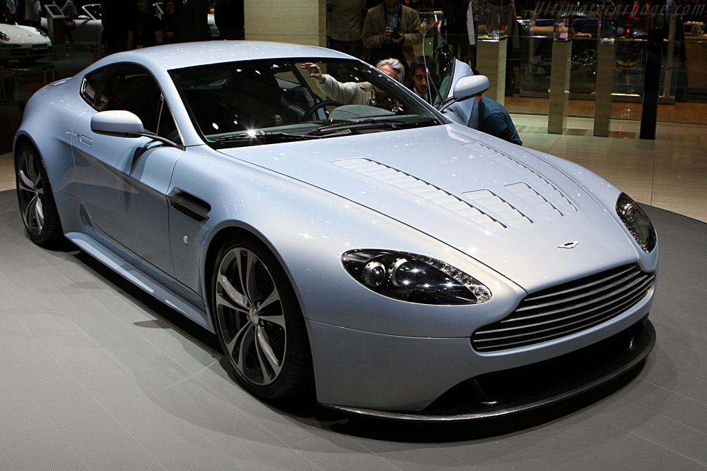 Aston Martin V12 Vantage RS - Chassis: AMLVANTAGEV12RS01  - 2008 Geneva International Motor Show