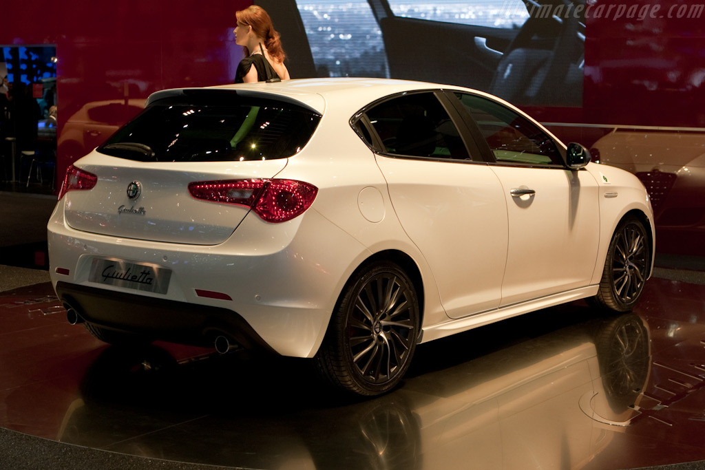 Alfa Romeo Giulietta   - 2010 Geneva International Motor Show