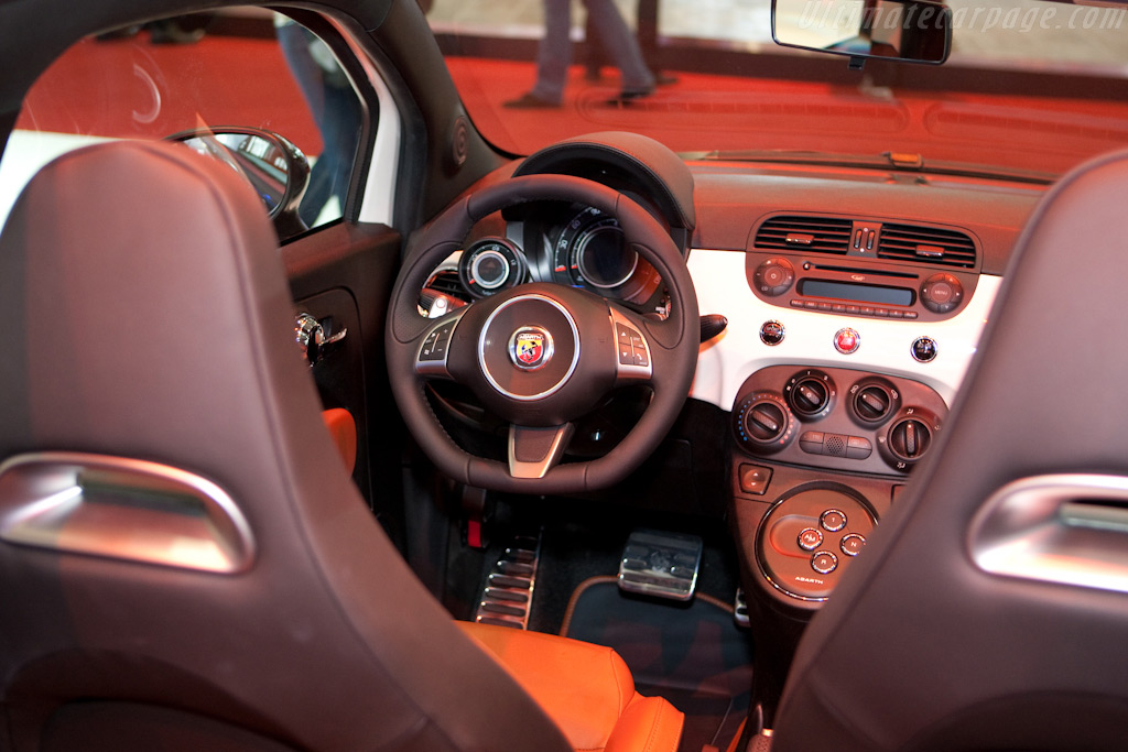 Fiat Abarth 500C   - 2010 Geneva International Motor Show