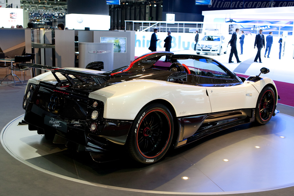 Pagani Zonda Cinque Roadster   - 2010 Geneva International Motor Show