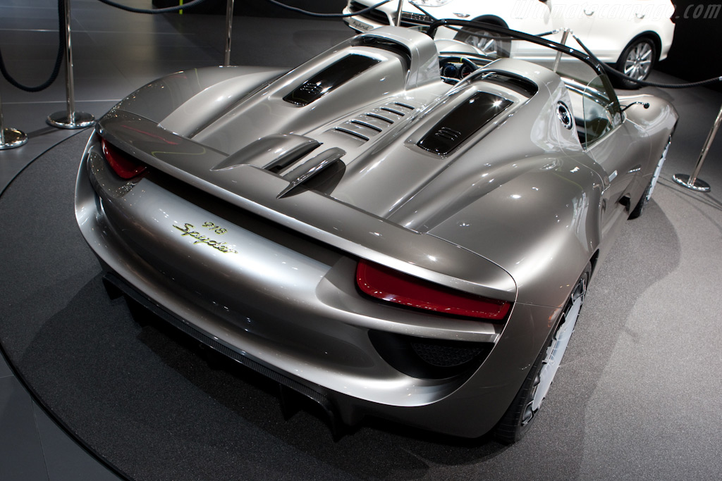 Porsche 918 Spyder   - 2010 Geneva International Motor Show
