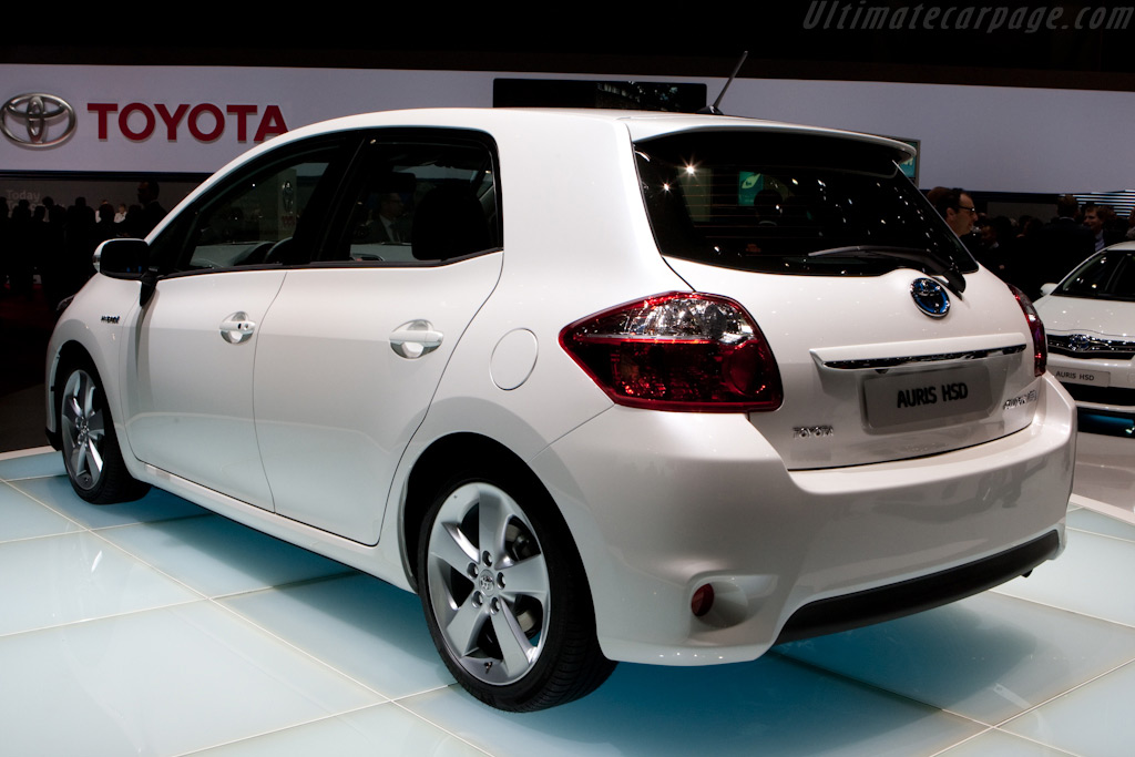Toyota Auris HSD   - 2010 Geneva International Motor Show