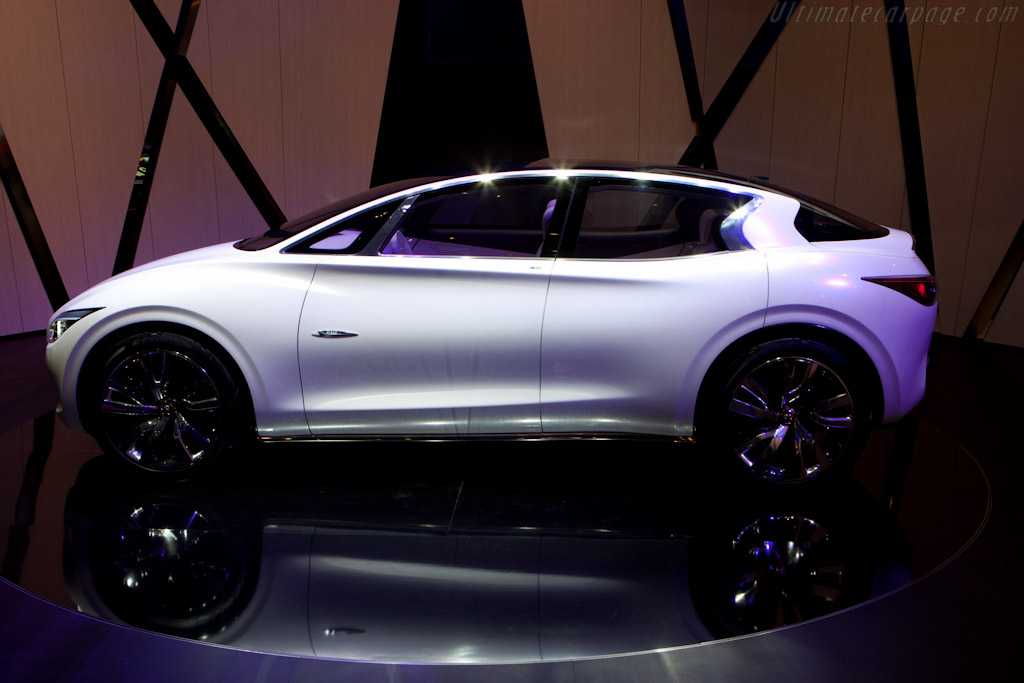 Infiniti Etherea Concept   - 2011 Geneva International Motor Show
