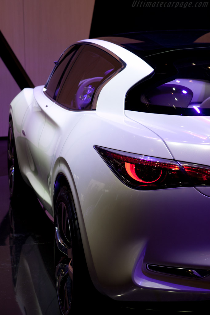Infiniti Etherea Concept   - 2011 Geneva International Motor Show