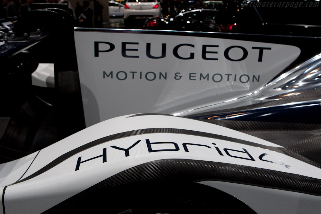 Peugeot 908 Hybrid4   - 2011 Geneva International Motor Show