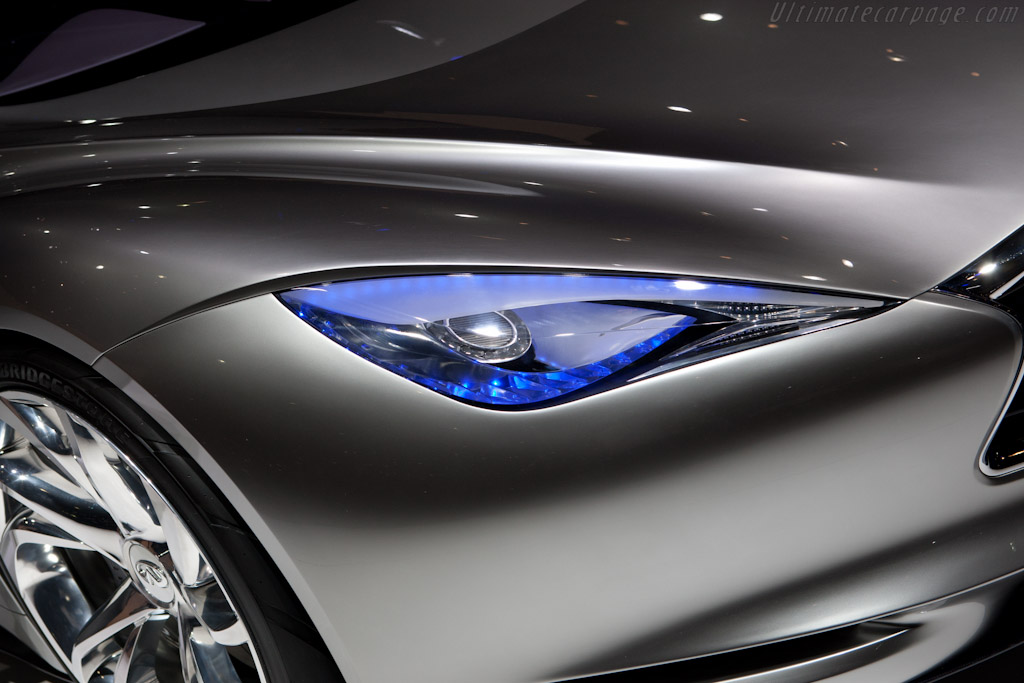 Infiniti Emerg-E Concept   - 2012 Geneva International Motor Show